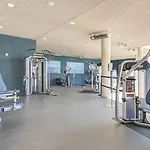 Sapphire Shores-Beach View 2Br Amazing Amenities